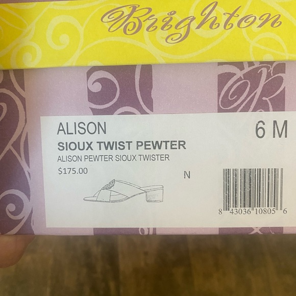 BRIGHTON Alison Medallion Sioux Twist Block Heel Sandals Sz 6 Classic Italy - Picture 3 of 11